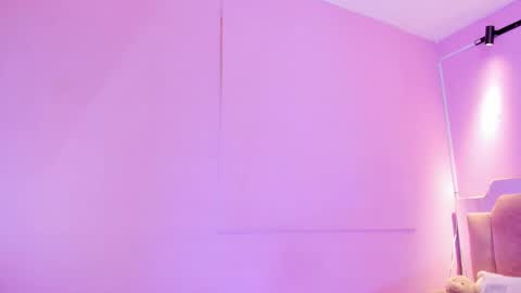 L O V E  online show from 02-21-26, 11:44