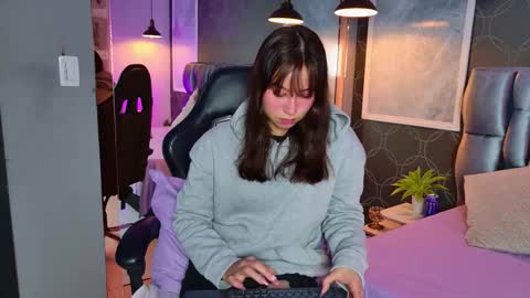 Love  online show from 11-15-25, 09:11