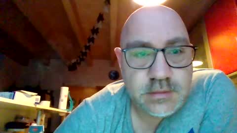 lover010983 online show from 03-11-25, 05:49