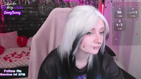 Emmy online show from 02-08-25, 03:42