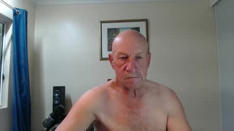 Snapshot of lovesblackazz chatting on 12-28-24, 10:34 Lovesblackazz online show from 12-28-24, 10:34