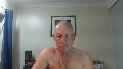 Snapshot of lovesblackazz chatting on 01-07-25, 10:43 Lovesblackazz online show from 01-07-25, 10:43