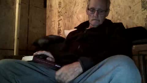 Snapshot of lovesex6565 chatting on 11-01-25, 10:17 just here to have fun and cum online show from 11-01-25, 10:17