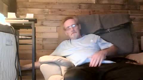 Snapshot of lovesex6565 chatting on 04-19-26, 11:53 just here to have fun and cum online show from 04-19-26, 11:53
