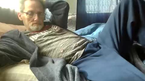 Snapshot of lovesex6565 chatting on 05-06-26, 01:05 just here to have fun and cum online show from 05-06-26, 01:05