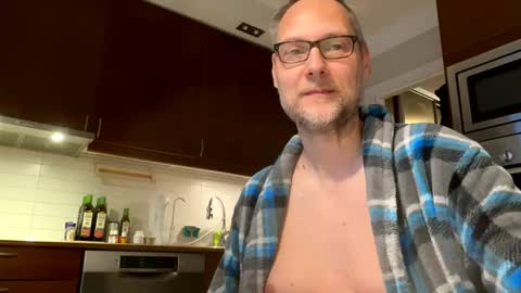 loveshine_ online show from 02-25-25, 06:14