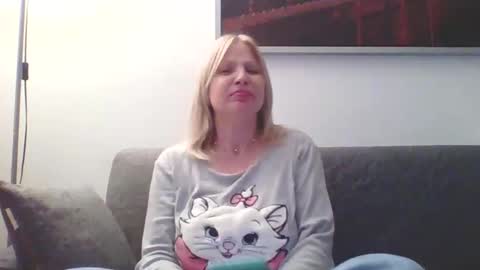 Snapshot of lovestar544963 chatting on 12-07-24, 08:49 Marlyn online show from 12-07-24, 08:49