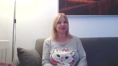 Snapshot of lovestar544963 chatting on 12-09-24, 09:26 Marlyn online show from 12-09-24, 09:26