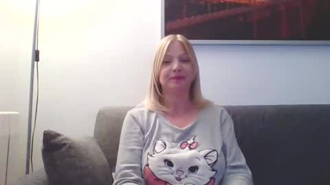 Snapshot of lovestar544963 chatting on 12-10-24, 12:28 Marlyn online show from 12-10-24, 12:28