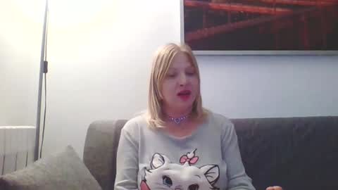 Snapshot of lovestar544963 chatting on 01-23-25, 11:05 Marlyn online show from 01-23-25, 11:05