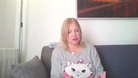 Snapshot of lovestar544963 chatting on 01-30-25, 12:59 Marlyn online show from 01-30-25, 12:59