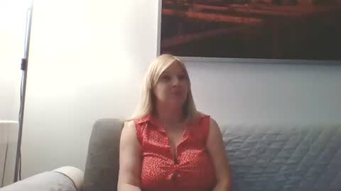 Snapshot of lovestar544963 chatting on 09-23-25, 09:07 Marlyn online show from 09-23-25, 09:07