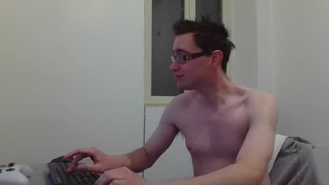 Snapshot of lovethepussy1988 chatting on 01-07-25, 07:17 db online show from 01-07-25, 07:17