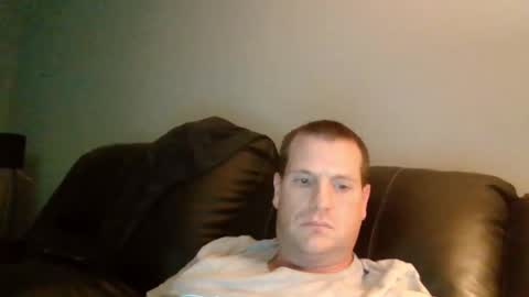 Snapshot of lovetocum37 chatting on 12-30-24, 03:25 lovetocum37 online show from 12-30-24, 03:25