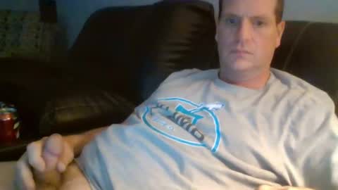 Snapshot of lovetocum37 chatting on 01-14-26, 07:08 lovetocum37 online show from 01-14-26, 07:08