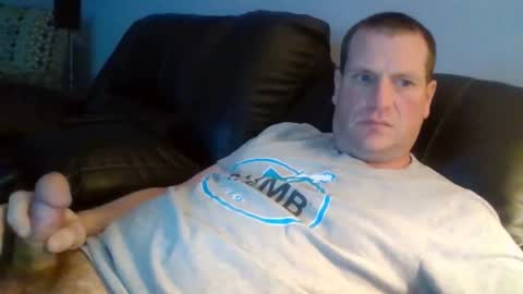 Snapshot of lovetocum37 chatting on 02-26-26, 01:59 lovetocum37 online show from 02-26-26, 01:59