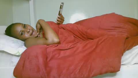 Snapshot of lovewin254 chatting on 02-06-26, 08:18 Love Win online show from 02-06-26, 08:18