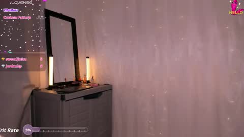 Danna online show from 11-13-25, 10:41