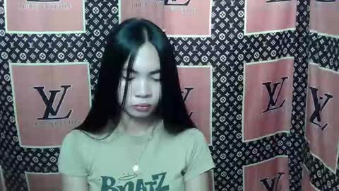 loving_rhean online show from 11-13-25, 01:26