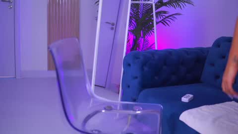 Nora online show from 01-14-25, 10:38