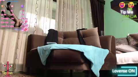 Antonia online show from 03-06-25, 07:36