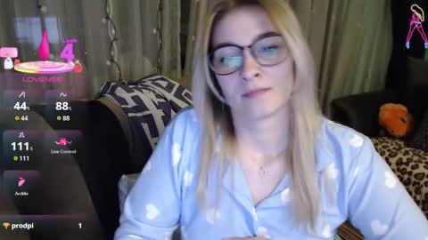 Antonia online show from 03-03-26, 07:42