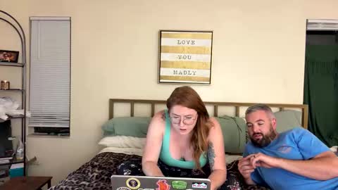 Red Hot Couple online show from 11-02-25, 02:03
