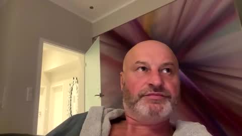 Snapshot of lovmann chatting on 10-05-25, 08:29 lovmann online show from 10-05-25, 08:29