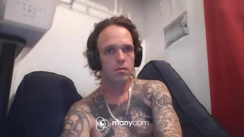 Snapshot of lowkey7486 chatting on 02-12-26, 11:49 Lowkey online show from 02-12-26, 11:49