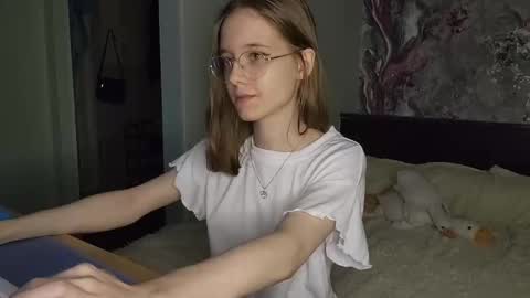 Karmell online show from 03-10-25, 05:29