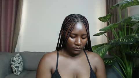 loyalcutie online show from 01-13-25, 04:39