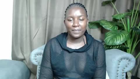 loyalcutie online show from 01-28-25, 05:00