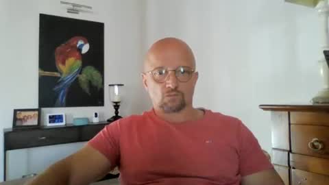 Snapshot of lrda49 chatting on 06-29-26, 10:37 Espigle online show from 06-29-26, 10:37