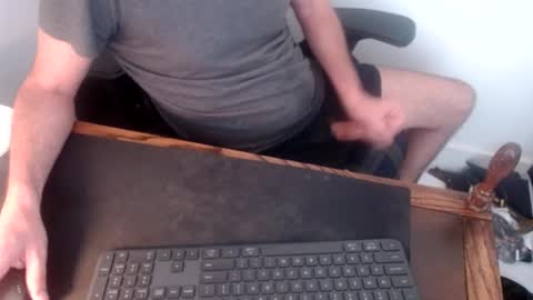 Snapshot of lreed090 chatting on 09-09-25, 04:06 lreed090 online show from 09-09-25, 04:06