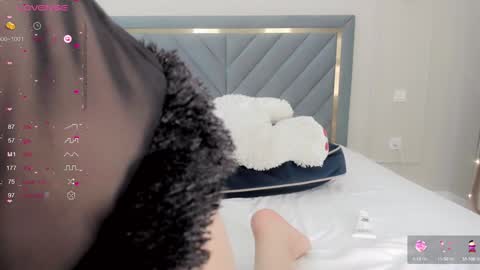 lu_mina online show from 01-19-25, 01:21