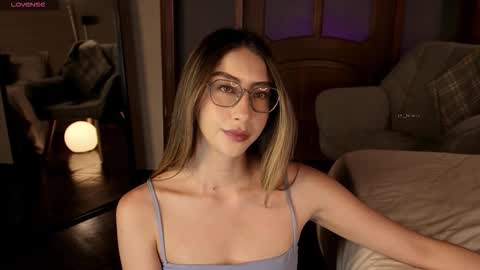 Snapshot of lua_ferch_ chatting on 02-04-26, 01:17 ---Goys incredible photographs online show from 02-04-26, 01:17