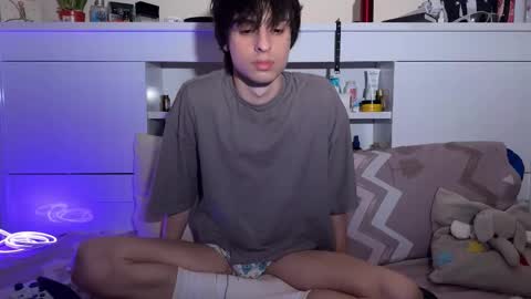 luan online show from 10-24-25, 10:39