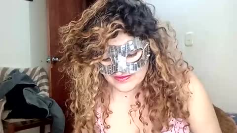 luana363 online show from 09-24-25, 02:37