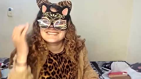 luana363 online show from 11-20-25, 02:01