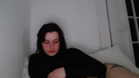 luana online show from 10-13-25, 09:37