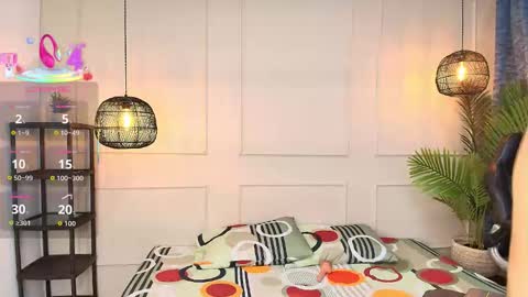 Snapshot of luandy_ chatting on 10-24-25, 08:05 lUAN online show from 10-24-25, 08:05