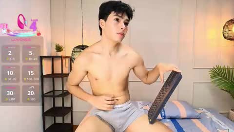 Snapshot of luandy_ chatting on 10-25-25, 07:52 lUAN online show from 10-25-25, 07:52