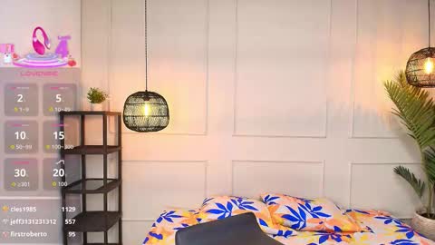 Snapshot of luandy_ chatting on 11-18-25, 07:51 lUAN online show from 11-18-25, 07:51