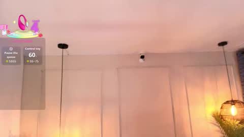 Snapshot of luandy_ chatting on 11-27-25, 08:00 lUAN online show from 11-27-25, 08:00