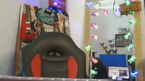 luanna837 online show from 11-08-25, 09:35