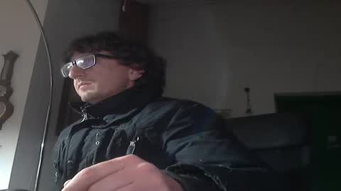 Snapshot of luca78_78 chatting on 12-20-25, 05:20 luca78 online show from 12-20-25, 05:20