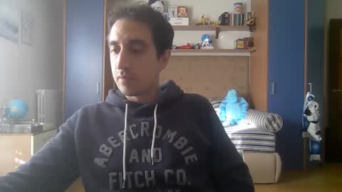 Luca online show from 10-10-25, 02:38