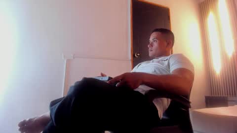 Snapshot of luca_joness chatting on 02-28-26, 03:40 luca_joness online show from 02-28-26, 03:40