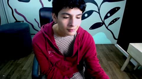 Snapshot of luca_vega chatting on 09-25-25, 01:15 luca online show from 09-25-25, 01:15