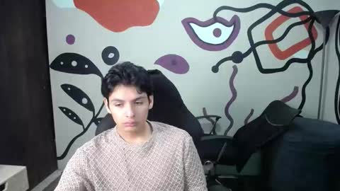 Snapshot of luca_vega chatting on 10-15-25, 12:27 luca online show from 10-15-25, 12:27